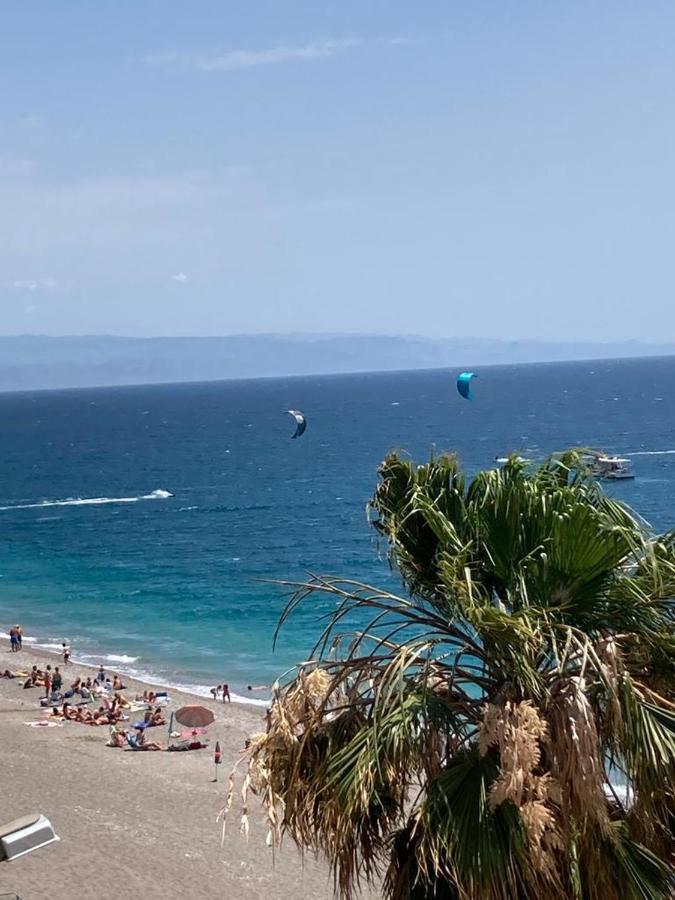 Apartament Soffio Dal Mare Letojanni Zewnętrze zdjęcie