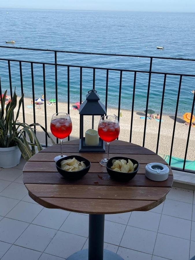 Apartament Soffio Dal Mare Letojanni Zewnętrze zdjęcie